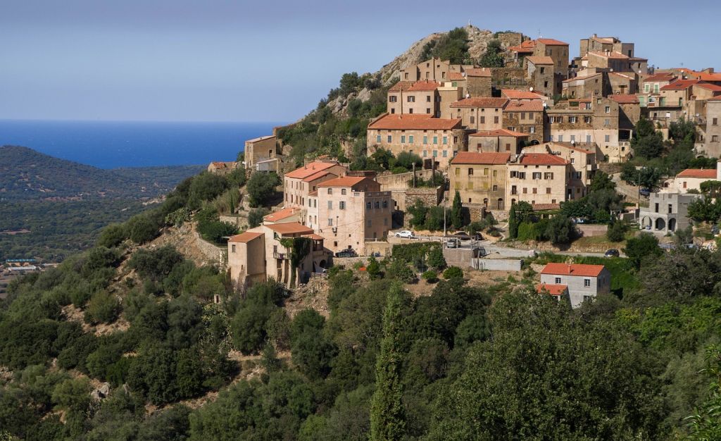 Visiter le village de Piana